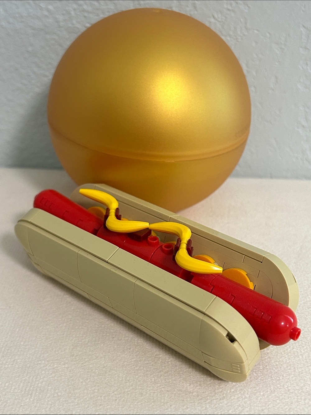 MAX Premium Snacks Building Bricks Collection (Hotdog) by ZURU. Building Bricks